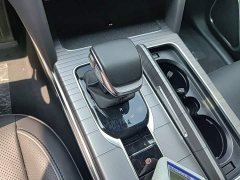 FAW Red Flag HS7 PHEV 2.0T PHEV AWD Flagship Comfort 6-Seater - ფოტო 18