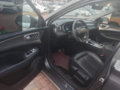SAIC Roewe RX5 PLUS 330TGI Automatic Leading Trend Smart Value Edition - ფოტო 16
