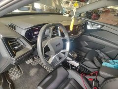 Audi Q4 e-tron 40 e-tron Creative Edition - ფოტო 10