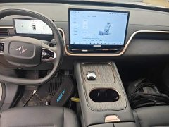 Dongfeng eπ008 210Max Extended Range 6-Seater - ფოტო 14