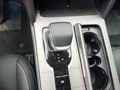 FAW Red Flag HS7 PHEV 2.0T PHEV AWD Flagship Comfort 6-Seater - ფოტო 14