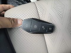 BYD Dolphin 420km Fashion Edition - ფოტო 9