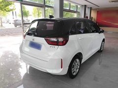 Honda Fit 1.5L CVT Trend Edition - ფოტო 8