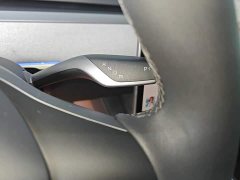 Tesla Model Y Rear-Wheel Drive - ფოტო 13