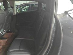 Tesla Model Y Rear-Wheel Drive - ფოტო 16