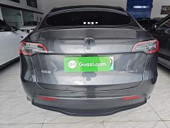 Tesla Model Y Rear-Wheel Drive - ფოტო 5