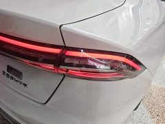 Lincoln Z 2.0T Premium Edition - ფოტო 7