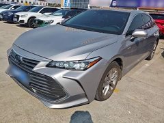 Toyota Avalon 2019 Hybrid 2.5L Luxury National VI - ფოტო 1