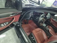 BMW 5 Series 530Li Premier M Sport Package - ფოტო 15