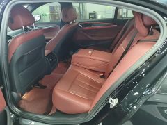BMW 5 Series 530Li Premier M Sport Package - ფოტო 16