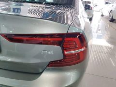 Volvo S60 2022 B4 Smart Luxury Edition - ფოტო 8