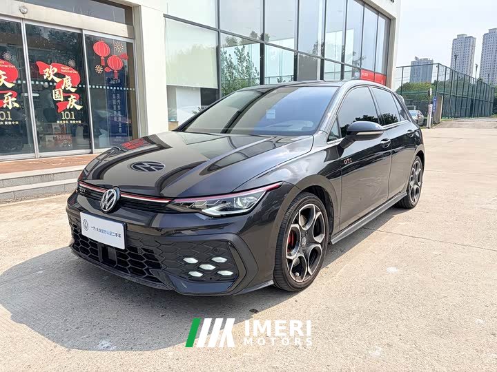 Volkswagen Golf GTI 380TSI DSG GTI