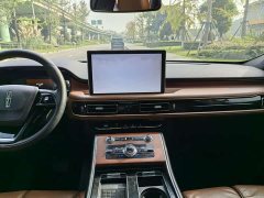 Lincoln Aviator 3.0T V6 AWD Elite - ფოტო 12