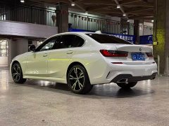 BMW 3 Series 325i M Sport Package - ფოტო 9
