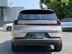 Volvo XC70 Plug-in Hybrid 2026 Two-Wheel Drive Long Range Core - ფოტო 10