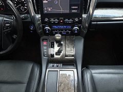 Toyota Vellfire Crown Hybrid 2.5L HV Premium Edition - ფოტო 18