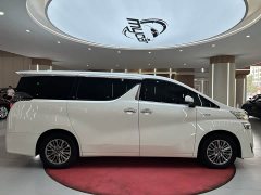 Toyota Vellfire Crown Hybrid 2.5L HV Premium Edition - ფოტო 4