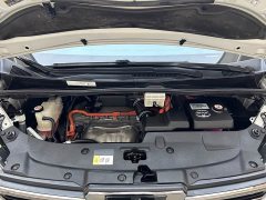Toyota Vellfire Crown Hybrid 2.5L HV Premium Edition - ფოტო 9