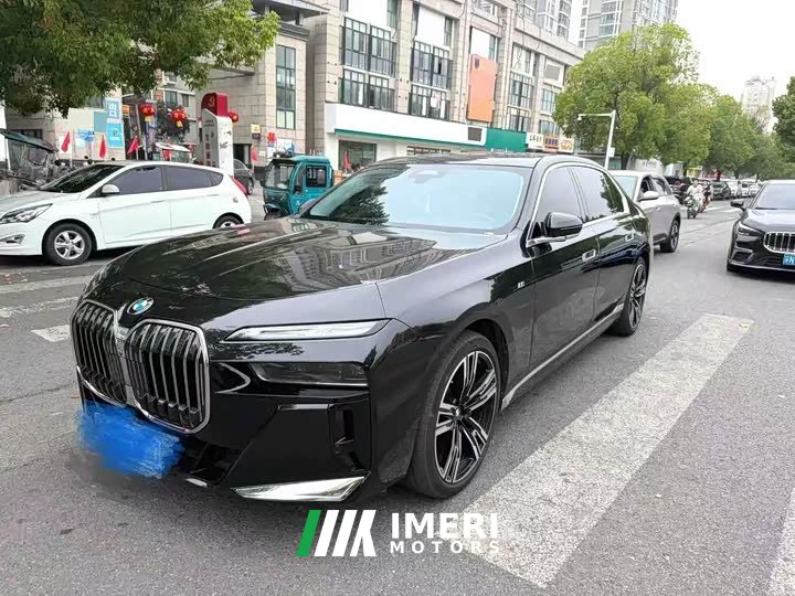 BMW 7 Series 740Li Premier M Sport Package - ავტომობილი ჩინეთიდან
