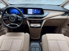 Buick GL8 New Energy Lusang Respect Edition - ფოტო 6