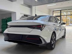 Hyundai Elantra 1.5L CVT GLX Elite - ფოტო 6