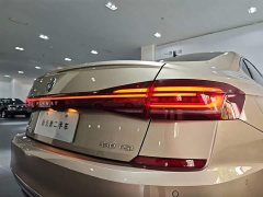 Volkswagen Passat 2022 330TSI Luxury - ფოტო 14