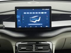 BYD Qin PLUS Glory Edition DM-i 55KM Leading - ფოტო 12