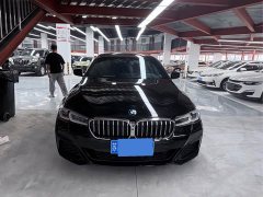 BMW 5 Series 530Li Luxury M Sport Package - ფოტო 2