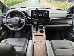 Toyota Grevias 2.5L Hybrid Premium Plus Edition - ფოტო 12