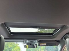 Toyota Grevias 2.5L Hybrid Premium Plus Edition - ფოტო 15