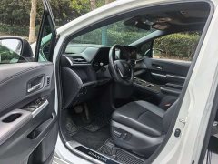 Toyota Grevias 2.5L Hybrid Premium Plus Edition - ფოტო 7