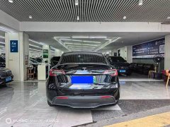 Tesla Model Y Standard Range RWD - ფოტო 6