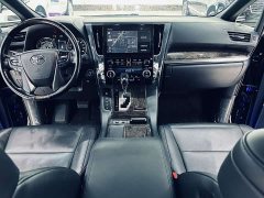Toyota Vellfire 2021 Crown Hybrid 2.5L HV Luxury Edition - ფოტო 12
