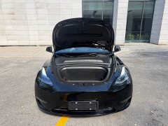 Tesla Model Y Long Range All-Wheel Drive - ფოტო 15
