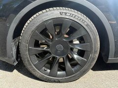 Tesla Model Y Long Range All-Wheel Drive - ფოტო 5