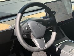 Tesla Model Y Long Range All-Wheel Drive - ფოტო 6