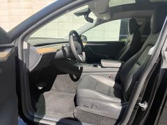 Tesla Model Y Long Range All-Wheel Drive - ფოტო 8