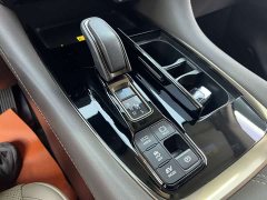 Toyota Vellfire Crown Hybrid 2.5L Executive Premier Edition - ფოტო 14