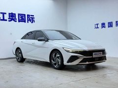 Hyundai Elantra 1.5L CVT Luxury - ფოტო 3