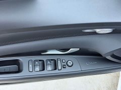 Hyundai Elantra 1.5L CVT Luxury - ფოტო 4