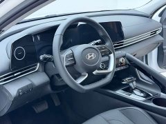 Hyundai Elantra 1.5L CVT Luxury - ფოტო 6