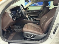 BMW 5 Series 525Li M Sport Package - ფოტო 12