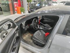 Hyundai Elantra 1.5L CVT Luxury - ფოტო 5