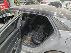 Hyundai Elantra 1.5L CVT Luxury - ფოტო 6