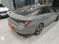Hyundai Elantra 1.5L CVT Luxury - ფოტო 7