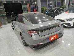 Hyundai Elantra 1.5L CVT Luxury - ფოტო 8
