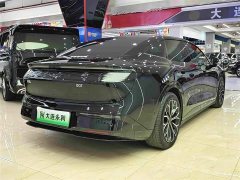 Zeekr 007 Four-Wheel Drive 75kWh - ფოტო 13
