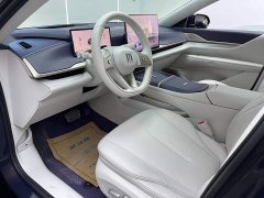 Buick Zhijing L7 Extended Range Avvia - ფოტო 12