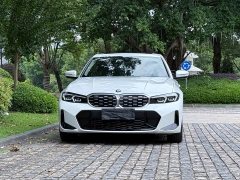 BMW 3 Series 325i M Sport Package - ფოტო 2