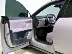Nio Lerado L60 2024 60kWh Rear-Wheel Drive - ფოტო 8